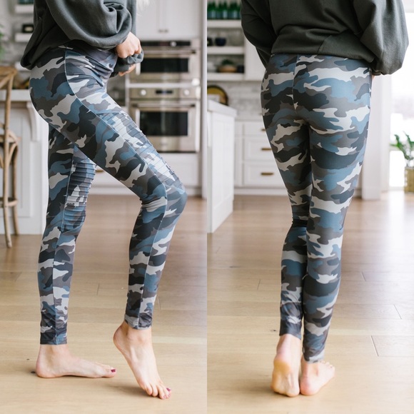 Camouflage Moto Leggings - Picture 2 of 8